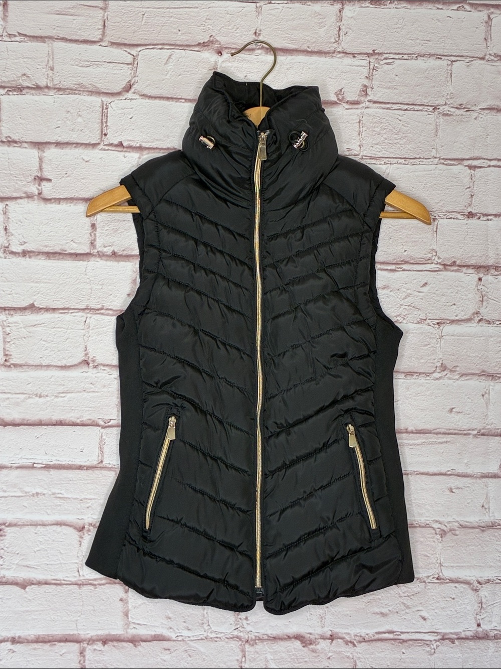 Special One Quilted Puffer Vest Faux Fur Lined EUC size Small